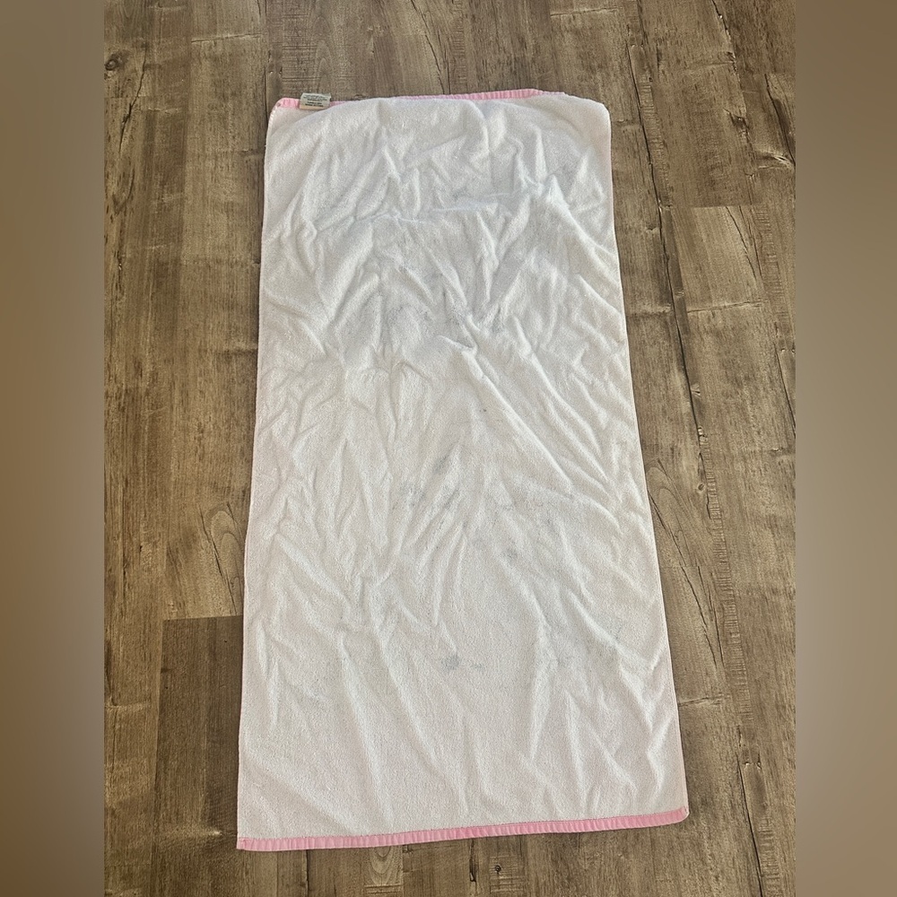 Vintage Disney MINNIE MOUSE pink Cotton Beach Towel J D Franco 44” x 23” VGUC - Picture 4 of 6